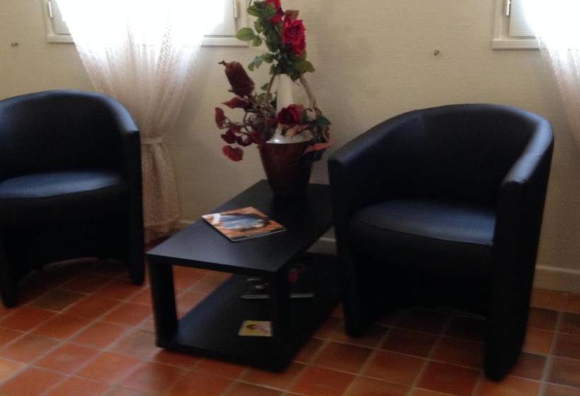 בית מלון כפרי Logis Hôtel Restaurant La Bastide