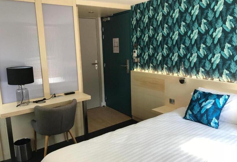 Отель Hôtel Restaurant Les Rochers