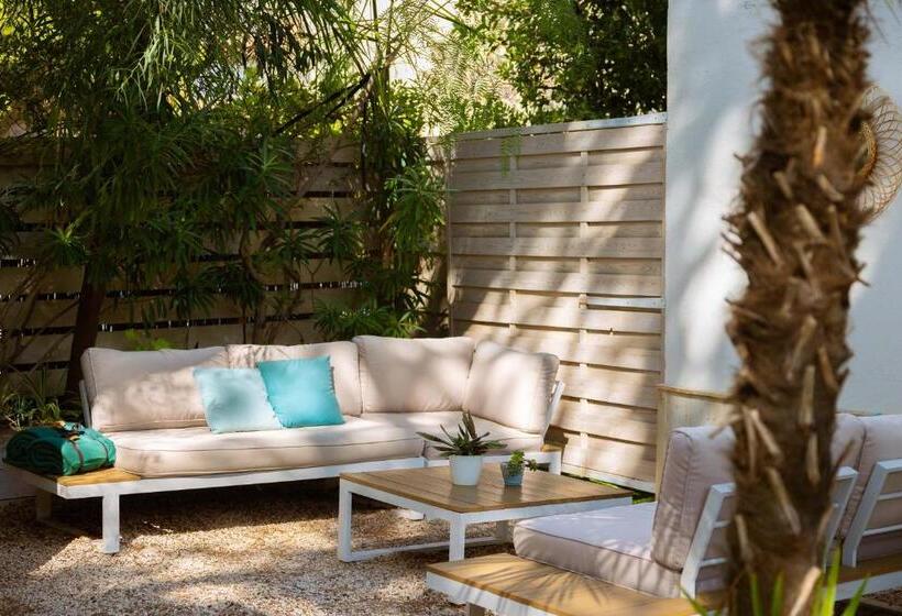 בית מלון כפרי L Oasis