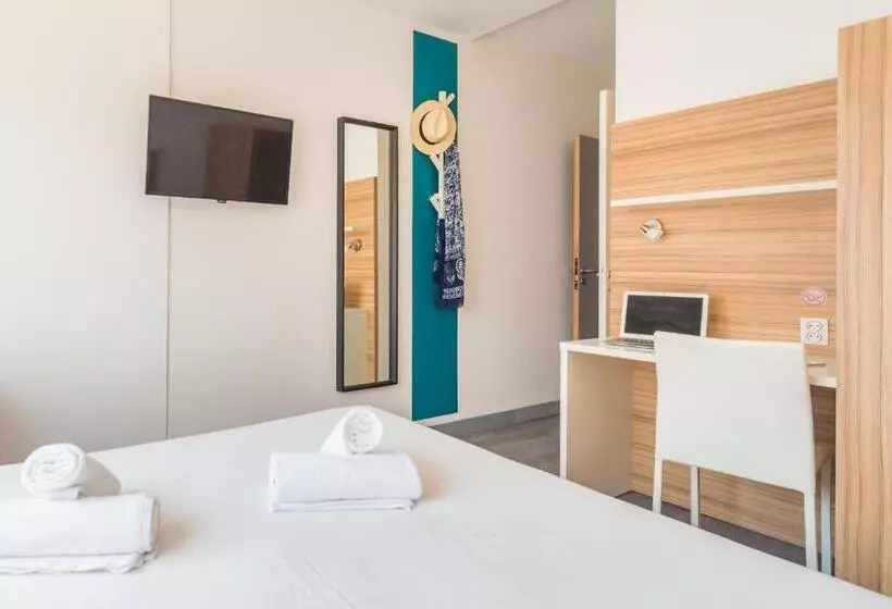 Hotel L Oasis