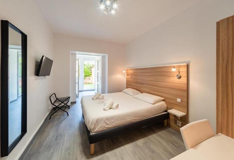 בית מלון כפרי L Oasis