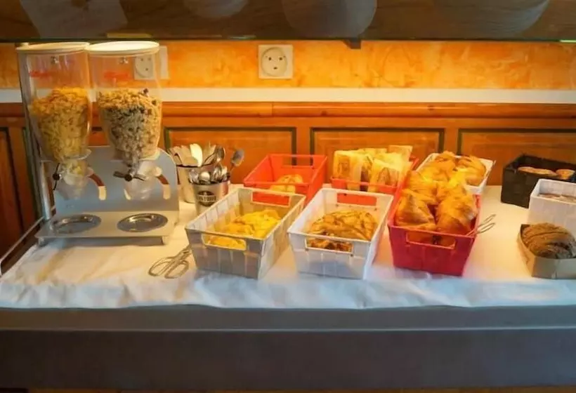هتل Le Bistrot D'orange