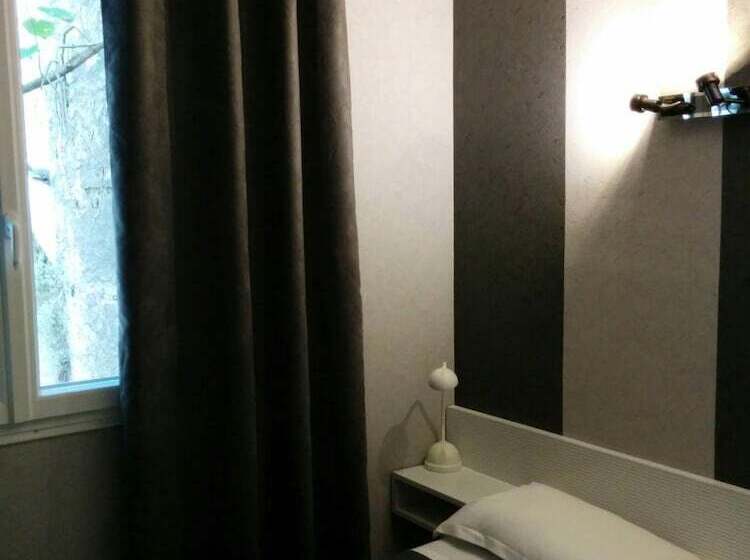 בית מלון כפרי Le Cambronne