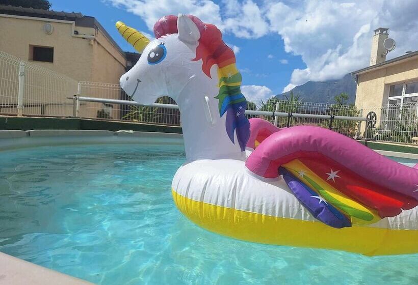 Отель Le Connetable