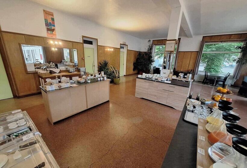 Отель Le Connetable