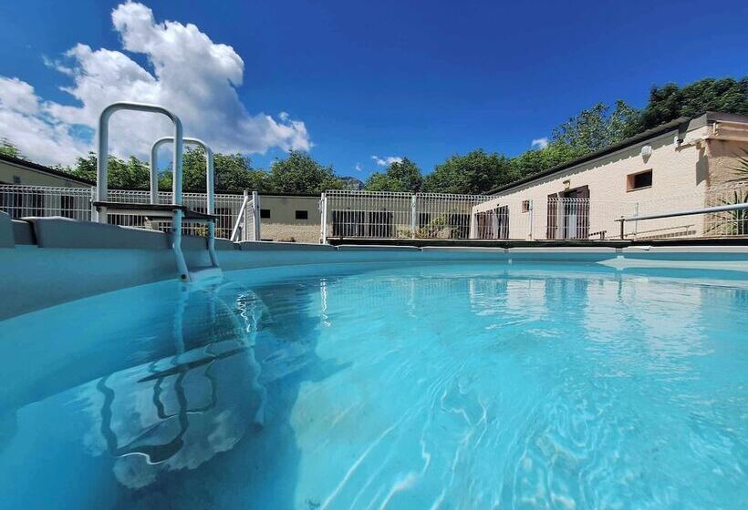 Отель Le Connetable