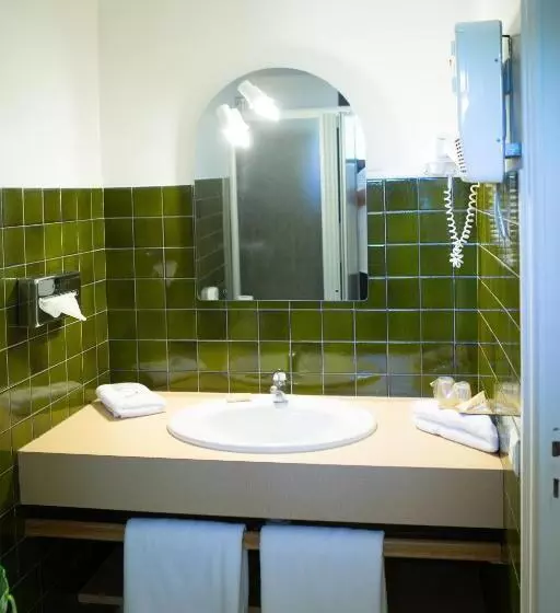 ホテル Le Mas Des Aigras   Hôtel De Charme En Provence
