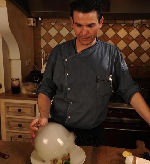 هتل Le Mas Des Aigras Hôtel De Charme En Provence