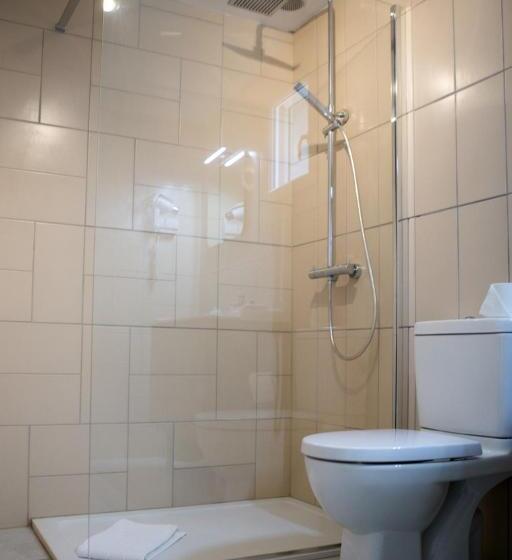 هتل Le Mas Des Aigras Hôtel De Charme En Provence