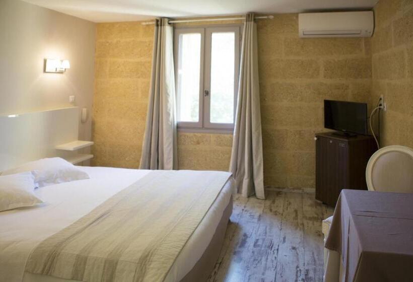 هتل Le Mas Des Aigras Hôtel De Charme En Provence