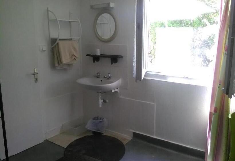 בית מלון כפרי Le Parisien