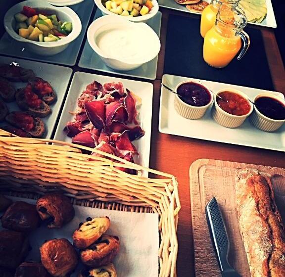 ホテル Le Pavillon Bleu