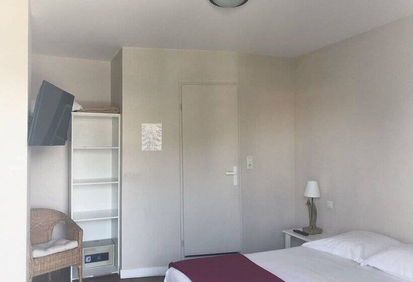 ホテル Le Pavillon Bleu