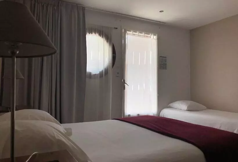 ホテル Le Pavillon Bleu