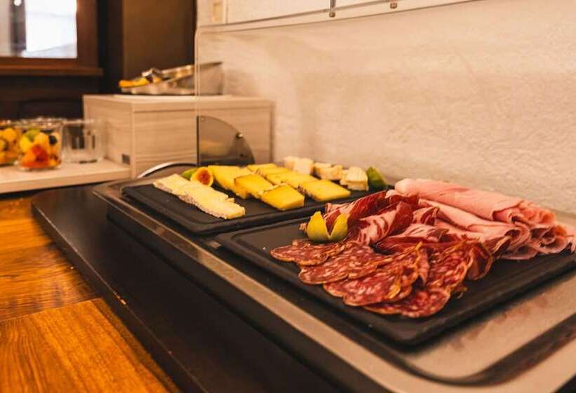 ホテル Le Pradinas