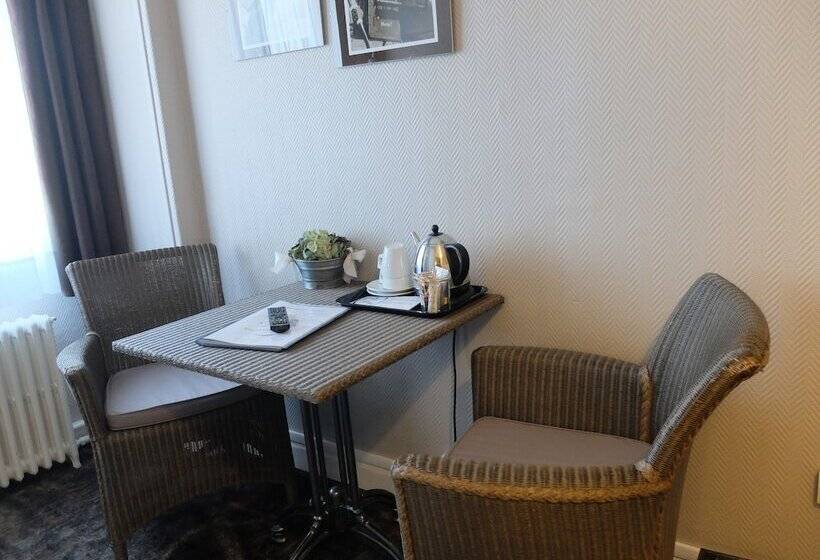 ホテル Aux Temps D Em