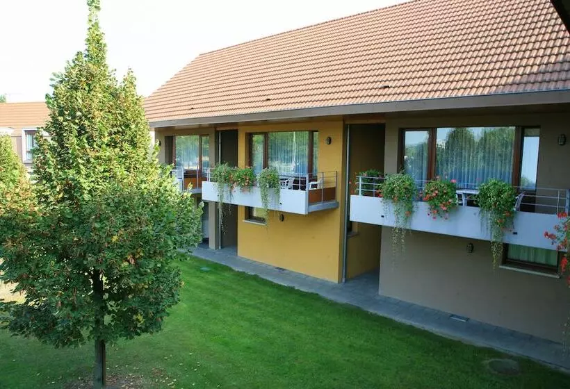 ホテル Les  Loges Du Ried