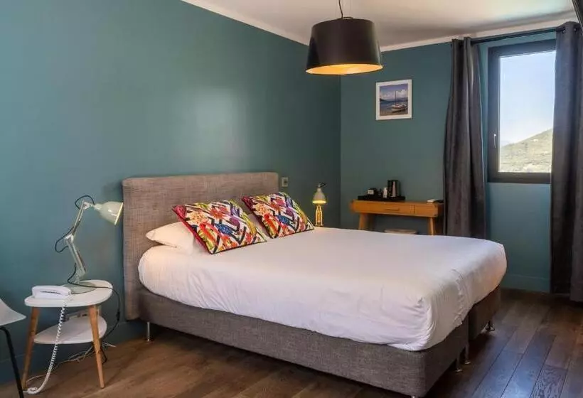 هتل Rossi Hôtel