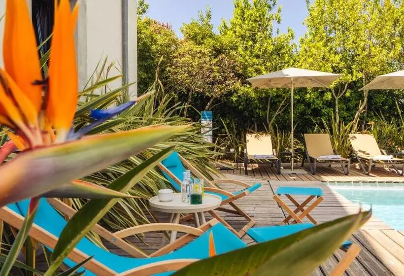 هتل Rossi Hôtel