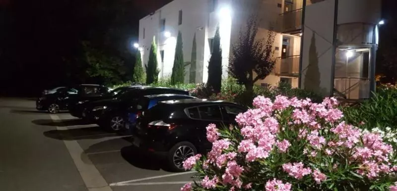 ホテル The Originals Access, Hôtel Innostar