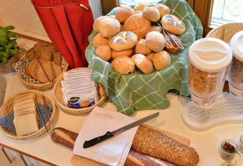 هاستل Don Bosco Haus