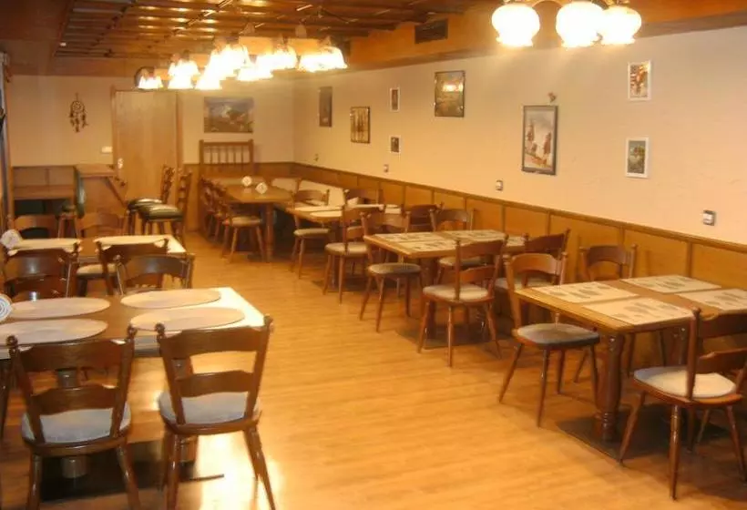 Alter Olper Hof Hotel Garni