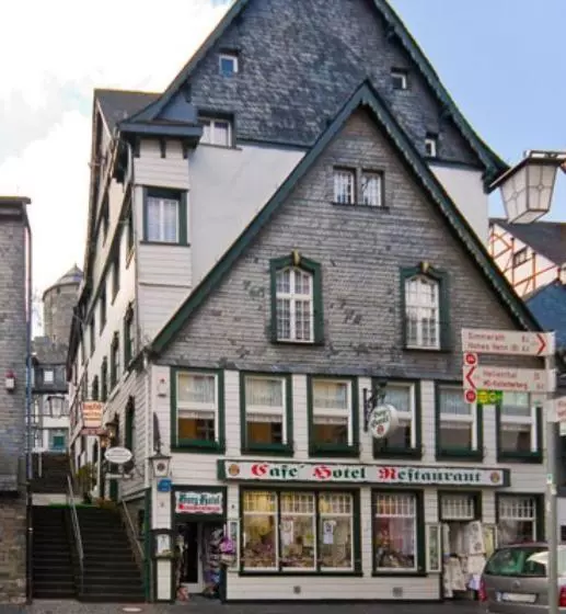 Hotelli Burg