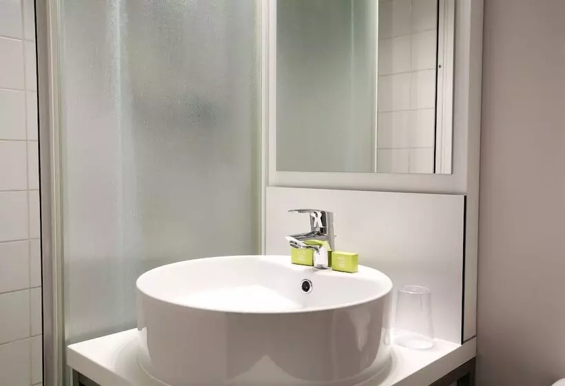 Greet Hotel Lille Gare Flandres   Groupe Accor
