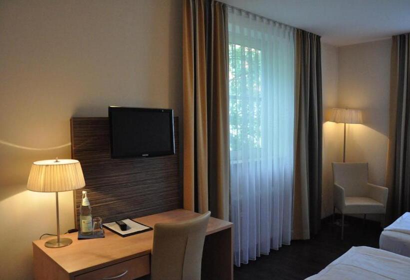 Hotel Gästehaus Der Katholischen Akademie