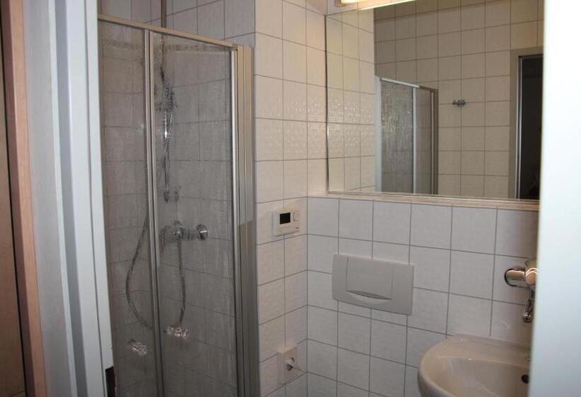 Hotel Gästehaus Der Katholischen Akademie