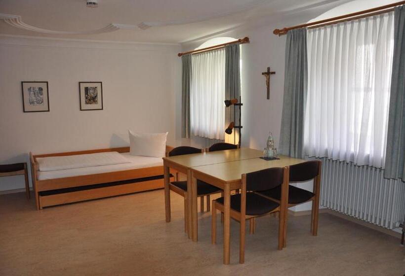 Hotel Gästehaus Der Katholischen Akademie