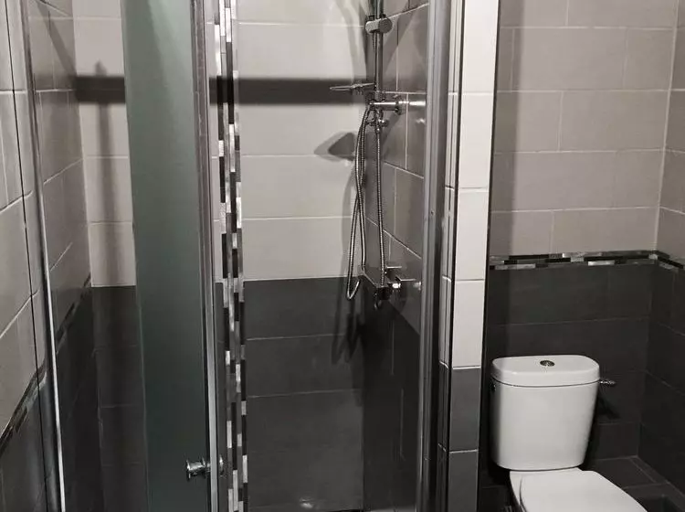 ホテル La Clé Des Champs