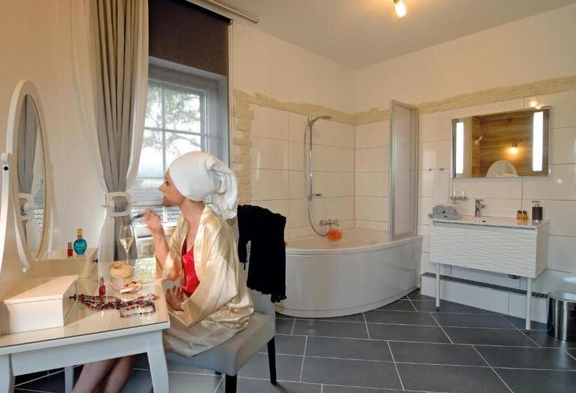 Отель Landhaus Heidekrug