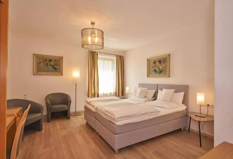 Lodner Hotel Drei Mohren