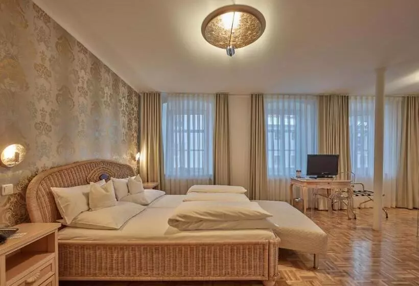 Lodner Hotel Drei Mohren