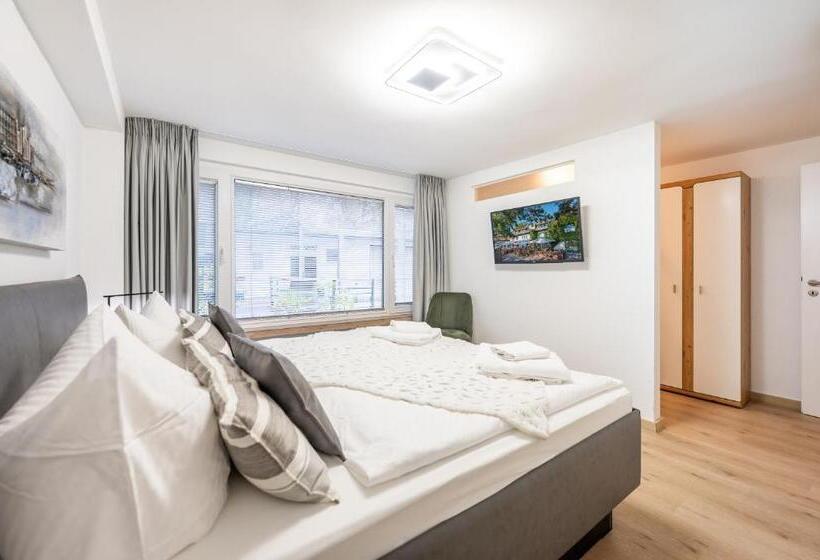 Отель Oma's Küche & Quartier