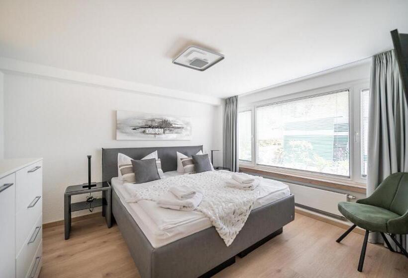 Отель Oma's Küche & Quartier