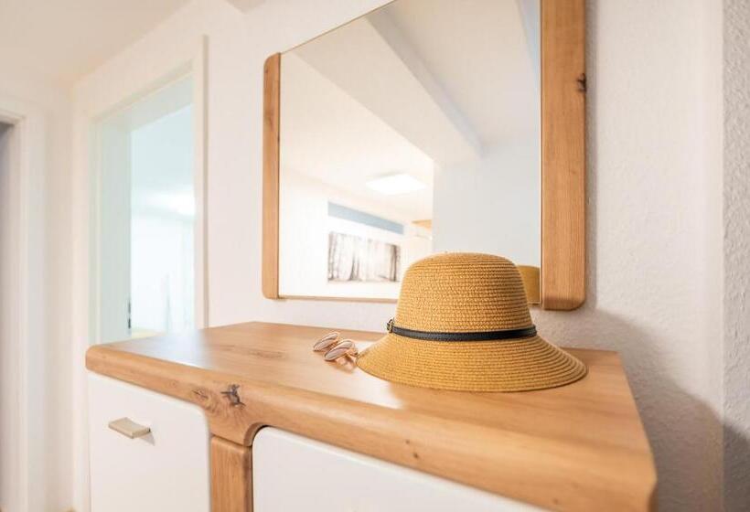 Отель Oma's Küche & Quartier