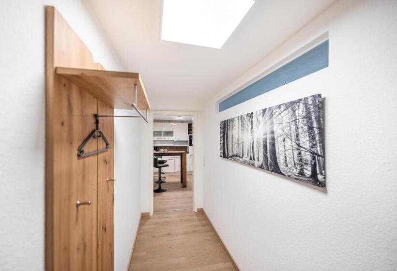 Отель Oma's Küche & Quartier