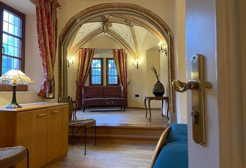 בית מלון כפרי Schloss Zell