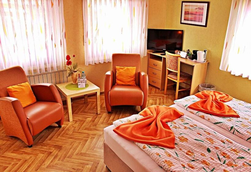 בית מלון כפרי Seerose