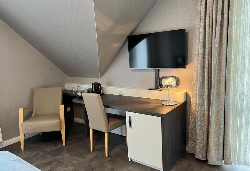 בית מלון כפרי Strand