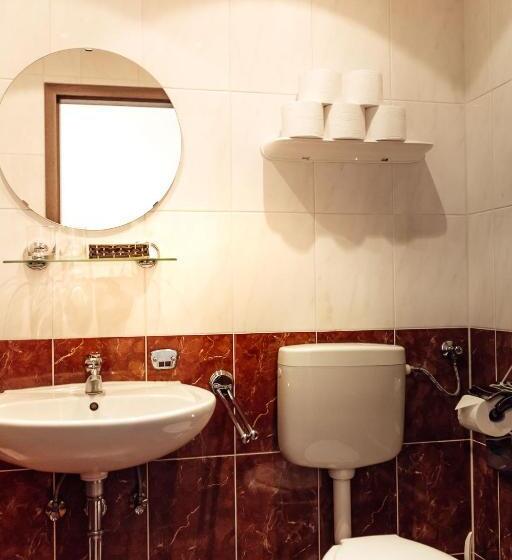 Отель Und Restaurant Peking