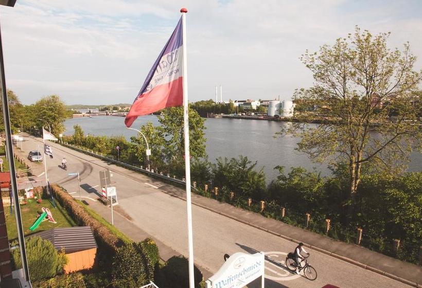 Отель Waffenschmiede