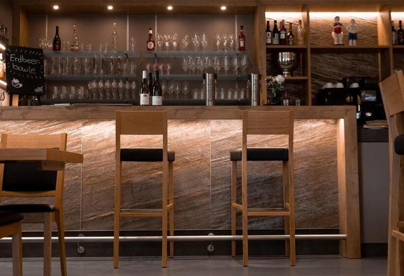 Ludgerusbrunnen Hotel Mertens