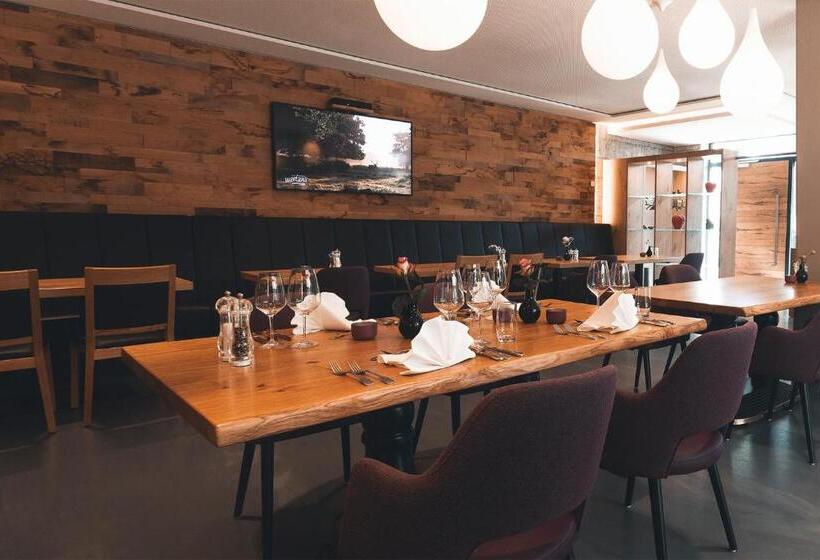 Ludgerusbrunnen Hotel Mertens