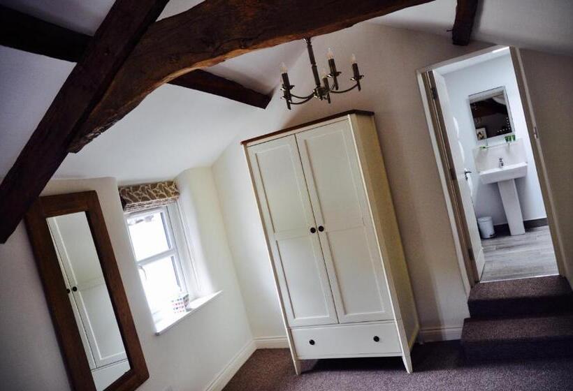 Bed and Breakfast Pyne Arms