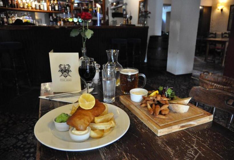 Bed and Breakfast Pyne Arms