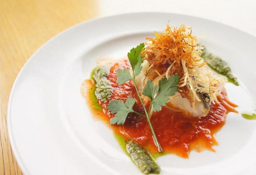 בית מלון כפרי Lakeside  Little White Flower