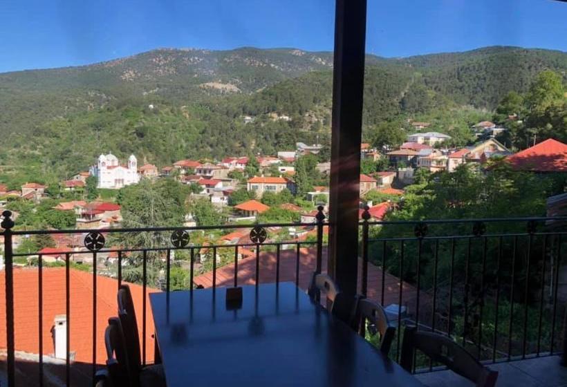 Mountain Rose Hotel & Restaurant